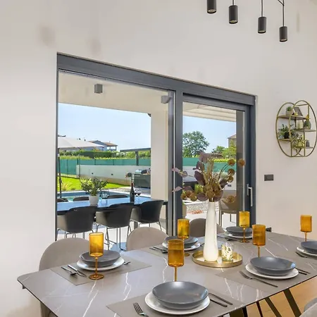 Villa Villa Lumi - Modern Beach Retreat With Private Pool Dhërmi