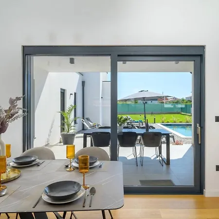 Villa Villa Lumi - Modern Beach Retreat With Private Pool Dhërmi